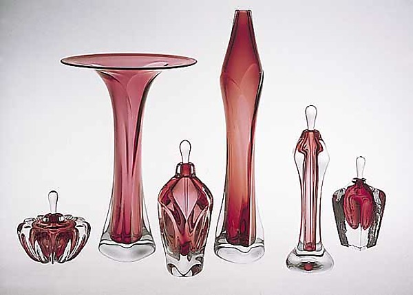 Blown Glass Vases and Perfumes by Jonathan Winfisky (Art Glass Form) | Artful Home Blown Glass Vases and Perfumes by Jonathan Winfisky (Art Glass Form) | Artful Home