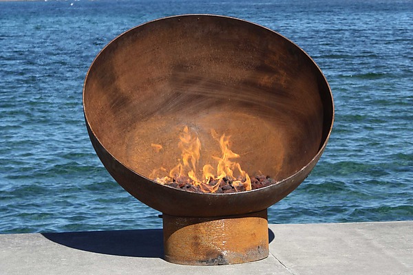 Meridian Sculptural Fire Pit by Rachael Que Vargas (Metal Fire Pit) | Artful Home Meridian Sculptural Fire Pit by Rachael Que Vargas (Metal Fire Pit) | Artful Home
