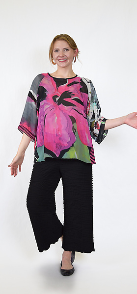 Fiore Seamed Top by Carol Turner (Knit Top) | Artful Home