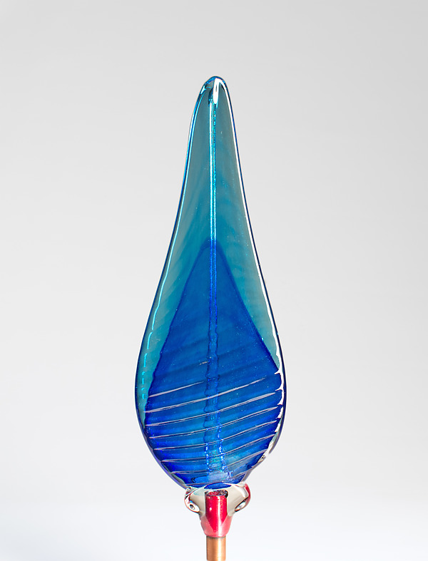Luminous Leaf by April Wagner (Art Glass Sculpture) | Artful