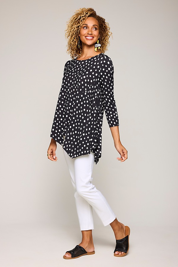 Mariella Tunic by Lisa Bayne (Knit Top) | Artful Home