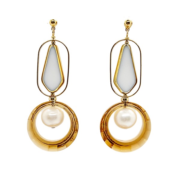 Aura Pearl Earrings by Araceli Concordia (Gold & Pearl Earrings) | Artful Home